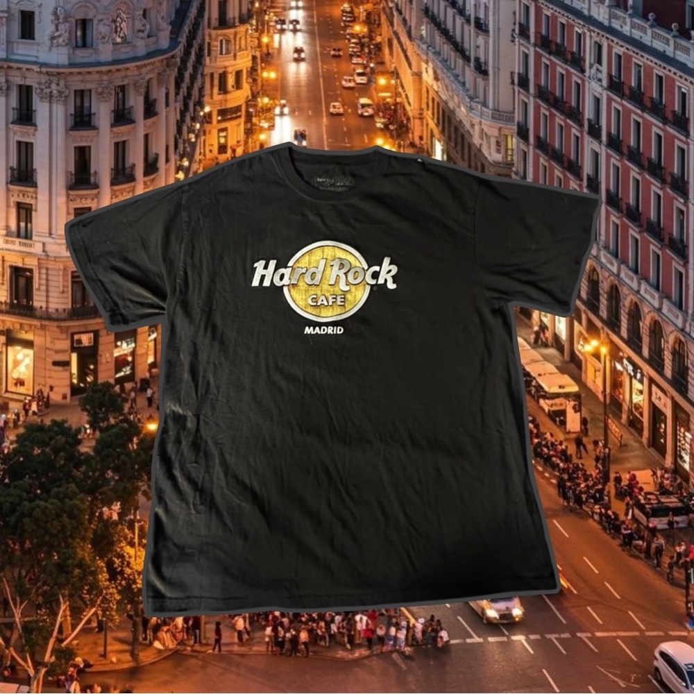 Hard Rock Cafe Black and Gold Logo Tee